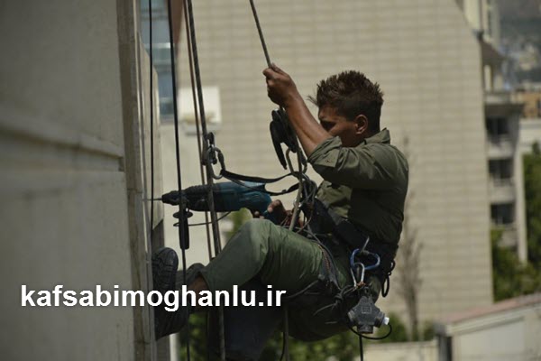 چرا پیچ و رولپلاک نما اهمیت دارد؟